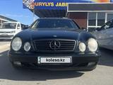 Mercedes-Benz CLK 320 1999 года за 4 000 000 тг. в Актау – фото 3