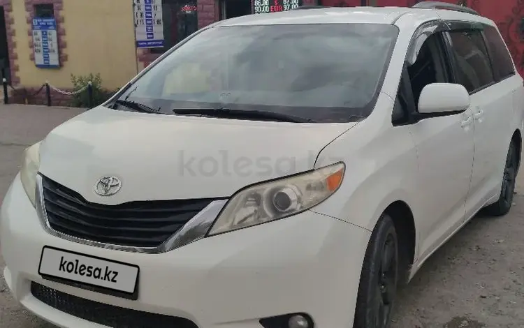 Toyota Sienna 2011 года за 9 900 000 тг. в Кордай