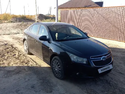 Chevrolet Cruze 2010 года за 2 900 000 тг. в Кызылорда – фото 4