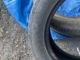 2 шины 225/55/17 за 18 000 тг. в Караганда – фото 4