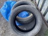 2 шины 225/55/17 за 18 000 тг. в Караганда