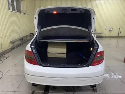 Mercedes-Benz C 300 2007 года за 4 500 000 тг. в Усть-Каменогорск – фото 3