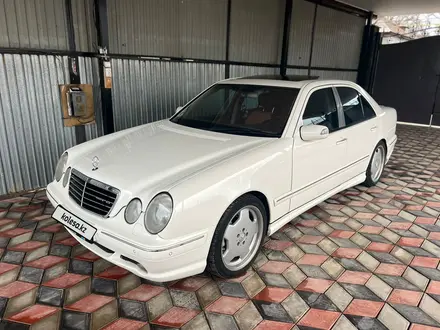 Mercedes-Benz E 55 AMG 2002 года за 10 000 000 тг. в Атырау – фото 5