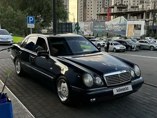 Mercedes-Benz E 280