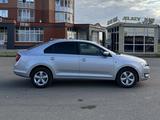 Skoda Rapid 2015 годаүшін4 100 000 тг. в Уральск – фото 4