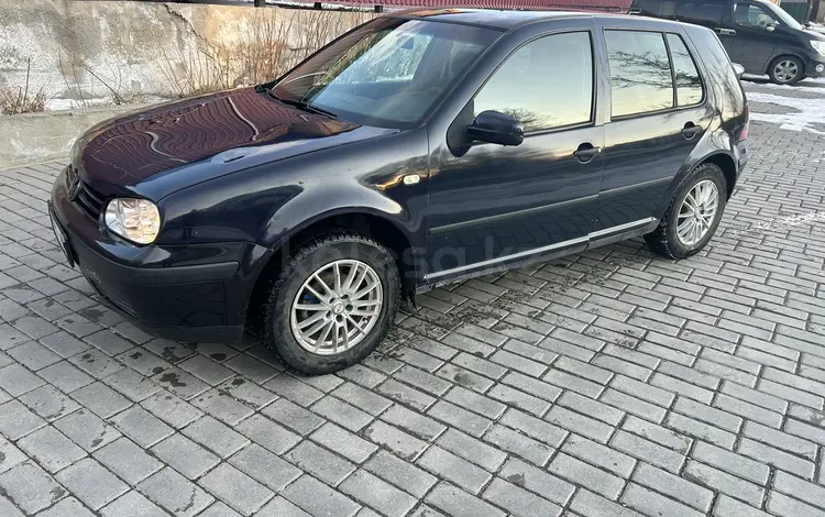 Volkswagen Golf 2000 годаfor2 300 000 тг. в Усть-Каменогорск