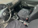 Volkswagen Golf 2000 годаfor1 900 000 тг. в Усть-Каменогорск – фото 4