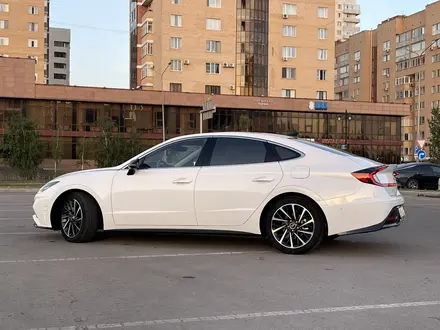 Hyundai Sonata 2022 года за 13 000 000 тг. в Астана – фото 4