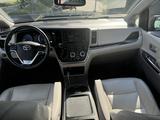 Toyota Sienna 2019 года за 16 500 000 тг. в Алматы