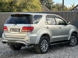 Toyota Fortuner 2006 года за 8 200 000 тг. в Актобе – фото 5