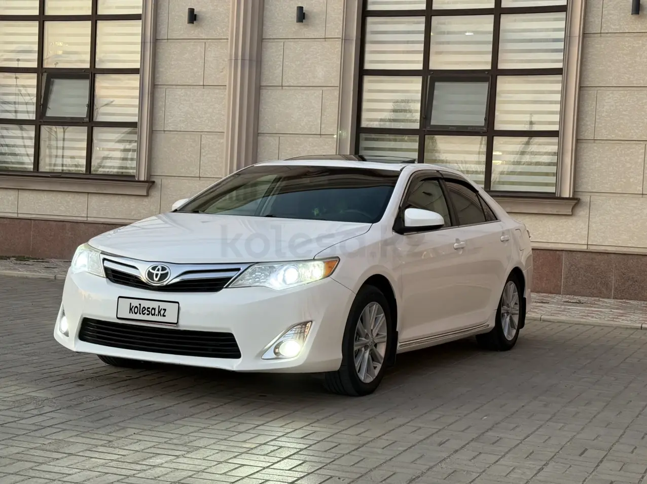 Toyota Camry, 2012