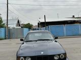 BMW 520 1991 года за 1 500 000 тг. в Алматы – фото 4
