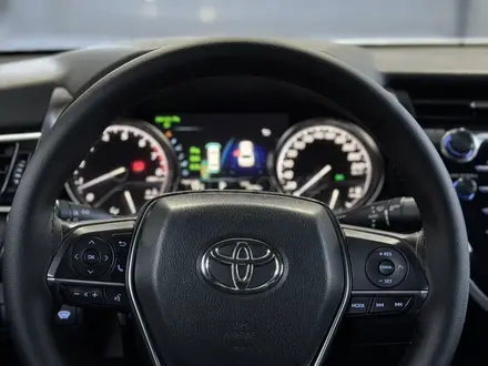 Toyota Camry 2019 года за 14 850 000 тг. в Шымкент – фото 9