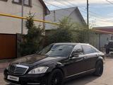 Mercedes-Benz S 500 2006 годаүшін8 500 000 тг. в Алматы – фото 2