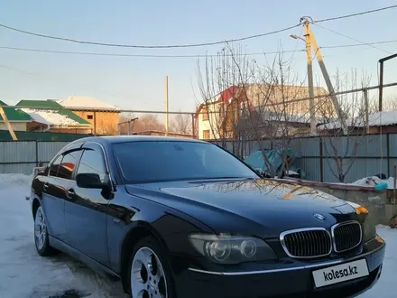 BMW 750 2006 года за 6 500 000 тг. в Алматы – фото 3