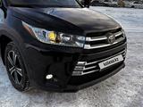 Toyota Highlander 2017 годаүшін15 600 000 тг. в Караганда – фото 3