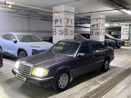 Mercedes-Benz E 300 1993 года за 1 500 000 тг. в Астана