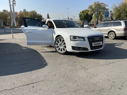 Audi A8 2010 года за 5 500 000 тг. в Алматы