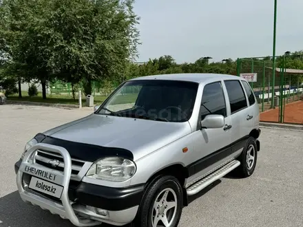 Chevrolet Niva 2006 года за 3 000 000 тг. в Шымкент – фото 4