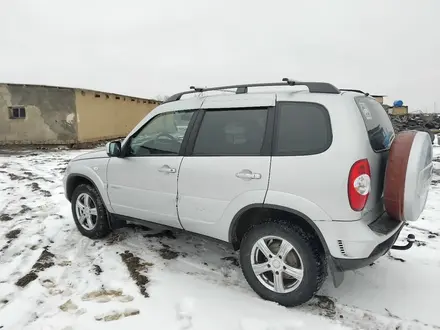 Chevrolet Niva 2012 года за 3 500 000 тг. в Атырау – фото 8