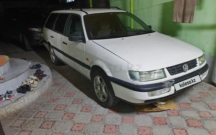 Volkswagen Passat 1995 годаүшін1 550 000 тг. в Есик