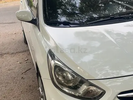 Hyundai Solaris 2011 года за 4 100 000 тг. в Тараз – фото 4