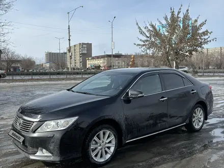 Toyota Camry 2014 года за 10 000 000 тг. в Семей – фото 2