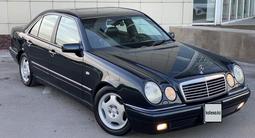 Mercedes-Benz E 200 1999 года за 4 500 000 тг. в Караганда – фото 3
