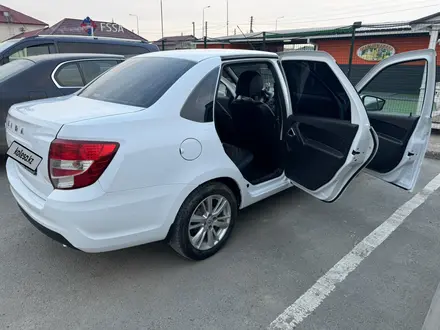 ВАЗ (Lada) Granta 2190 2019 года за 3 700 000 тг. в Атырау – фото 4