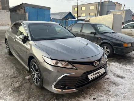 Toyota Camry 2023 года за 19 700 000 тг. в Павлодар – фото 2