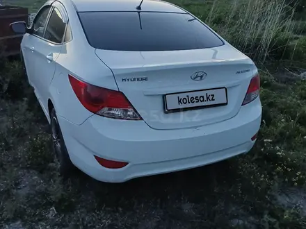 Hyundai Accent 2014 года за 3 999 000 тг. в Усть-Каменогорск – фото 2