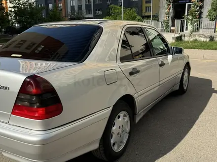 Mercedes-Benz C 200 1998 года за 2 790 000 тг. в Алматы – фото 19
