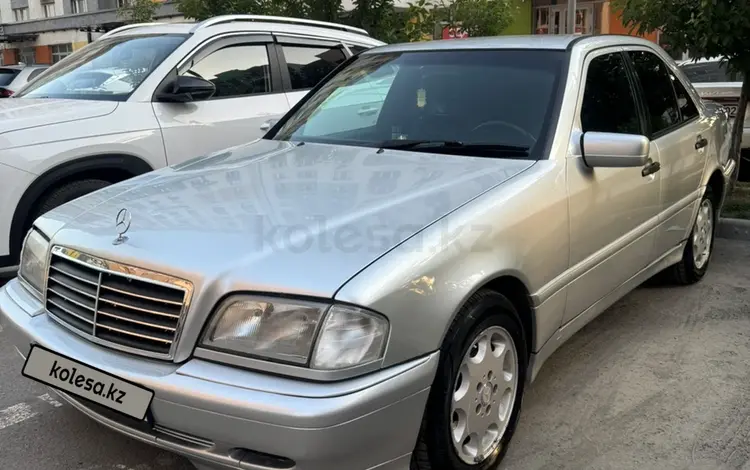 Mercedes-Benz C 200 1998 года за 2 790 000 тг. в Алматы