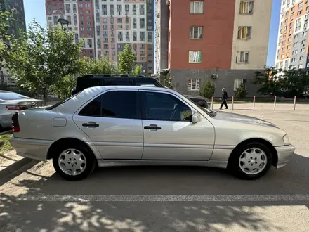 Mercedes-Benz C 200 1998 года за 2 790 000 тг. в Алматы – фото 9