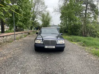 Mercedes-Benz E 280