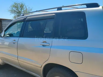 Toyota Highlander 2001 года за 5 500 000 тг. в Усть-Каменогорск – фото 3