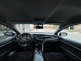 Toyota Camry 2018 года за 12 500 000 тг. в Шымкент – фото 4