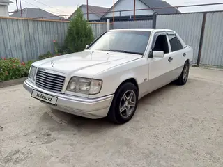 Mercedes-Benz E 280