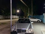 Mercedes-Benz E 320 1997 годаүшін2 500 000 тг. в Алматы