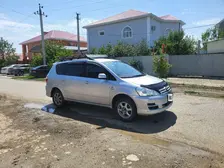 Toyota Avensis Verso, 2005