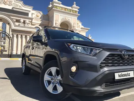 Toyota RAV4 2021 года за 18 100 000 тг. в Жанаозен – фото 4