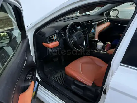 Toyota Camry 2019 года за 10 000 000 тг. в Кызылорда – фото 4