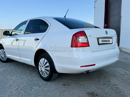 Skoda Octavia 2012 года за 2 950 000 тг. в Атырау – фото 4