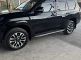 Toyota Land Cruiser Prado 2021 года за 25 500 000 тг. в Шымкент