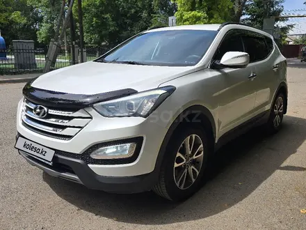 Hyundai Santa Fe 2013 года за 8 300 000 тг. в Алматы