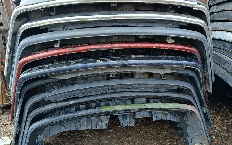 Бампер задний Ауди 80 б3 за 10 000 тг. в Кокшетау