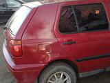 Volkswagen Golf 1993 годаүшін950 000 тг. в Актобе – фото 4