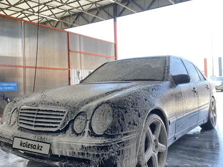 Mercedes-Benz E 320 2001 года за 3 800 000 тг. в Актау – фото 6