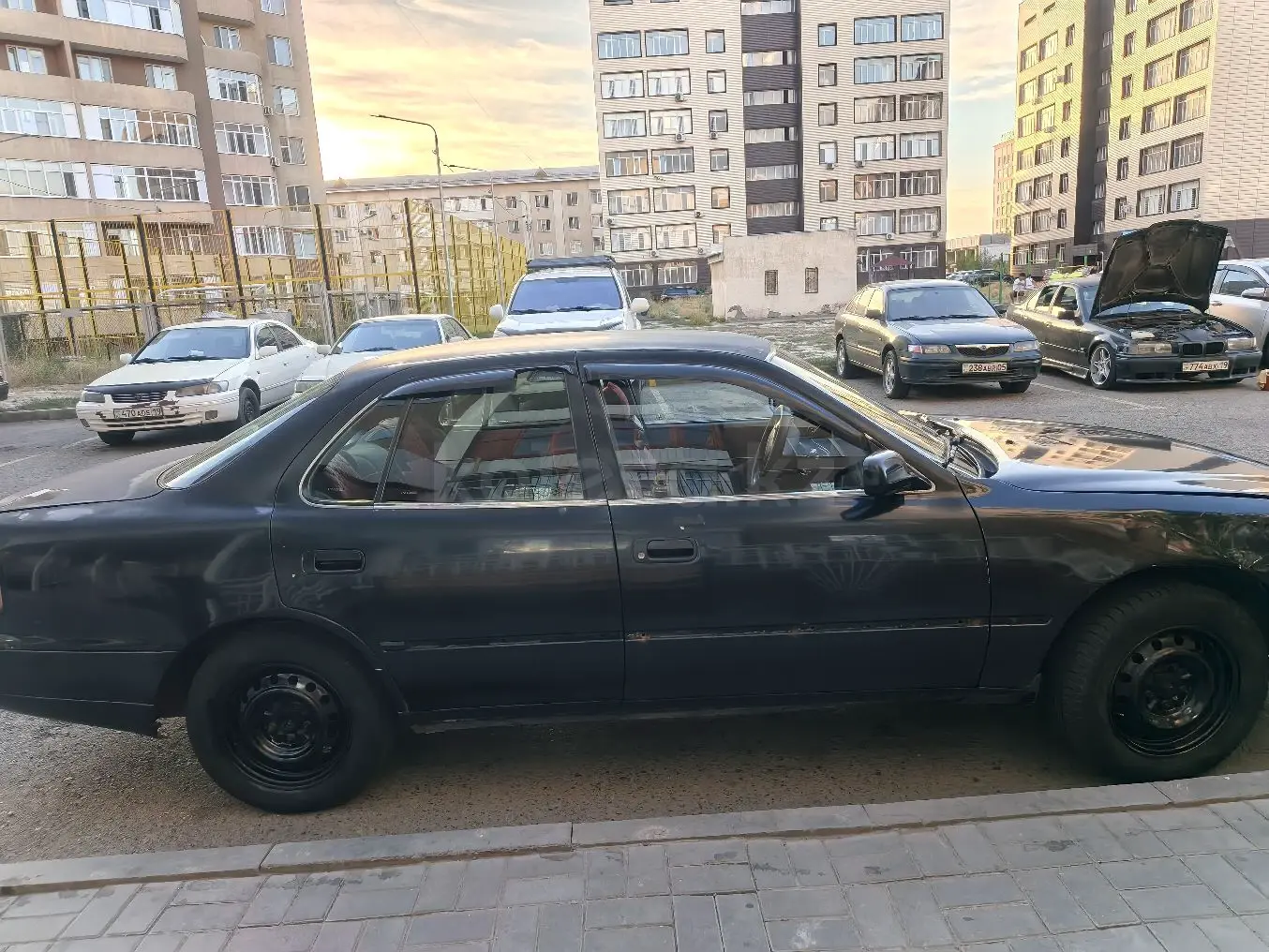 Toyota Camry, 1990
