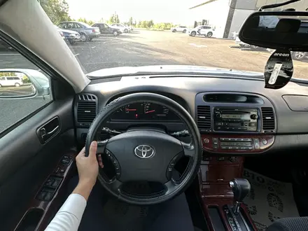 Toyota Camry 2005 года за 5 800 000 тг. в Туркестан – фото 17